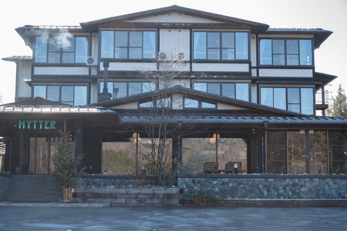 Hytter Lakeside Lodge Chino Exterior photo